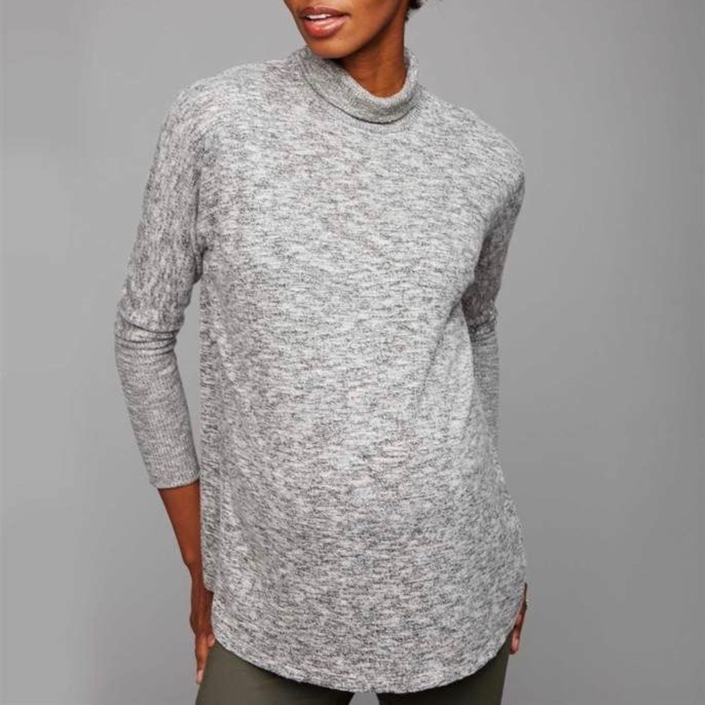 A Pea in the Pod | Grey Layered Draped Back Maternity Top